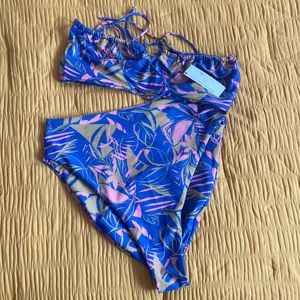 Women’s SKATIE two piece.